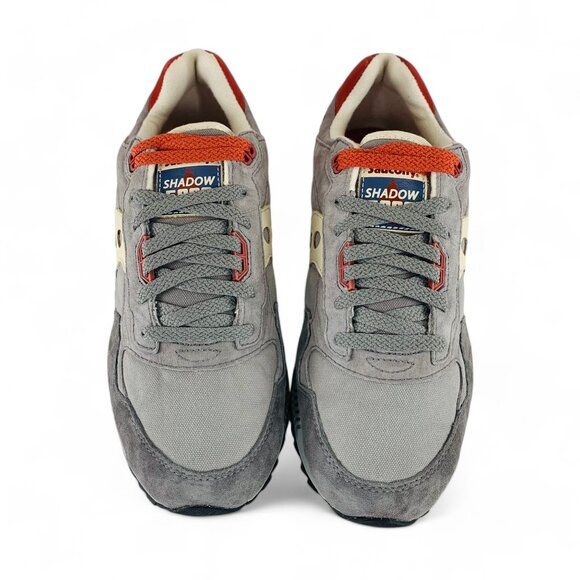 Athletic_Shoes